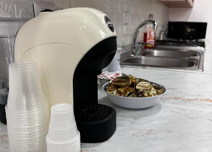 Dimora Atenea 度假居 *